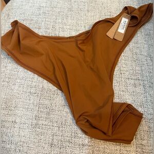 SKIMS High-Cut Thong Bottom, Copper, Size 4X- NWT